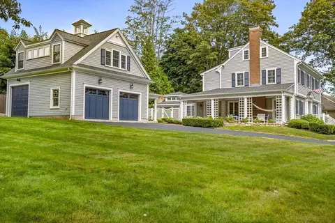 38 Whiton Ave, Hingham, MA 02043 photo 2