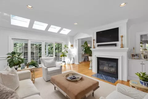 38 Whiton Ave, Hingham, MA 02043 photo 6