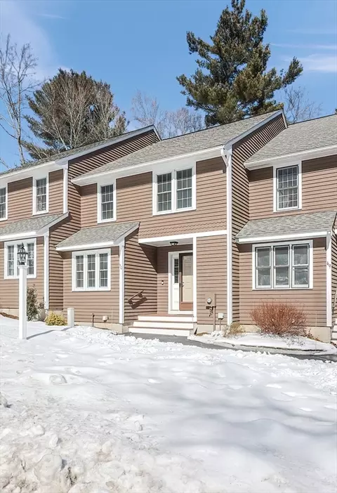 50 Laurelwood Dr #50, Hopedale, MA 01747