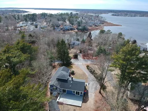 50 Oak St, Wareham, MA 02571 photo 2