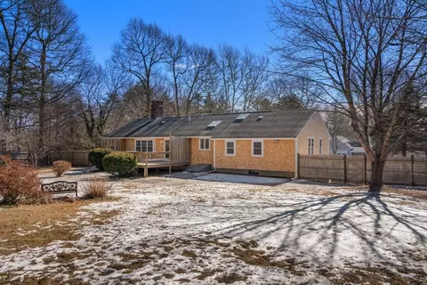 10 Dinahs Way, Wareham, MA 02571 photo 23
