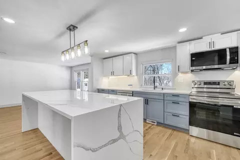 Kitchen - 6 Spring Ln, Saugus, MA 01906 photo 1 of 5