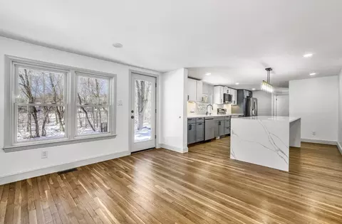 Living - 6 Spring Ln, Saugus, MA 01906 photo 1 of 8