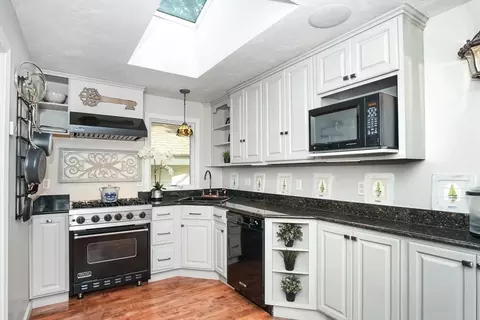 77 Circuit Ave, Wareham, MA 02571 photo 7