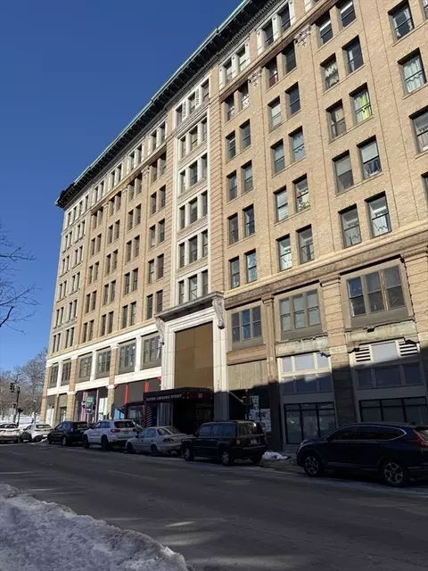 11 Lawrence St #507, Lawrence, MA 01840