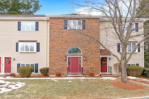 305 Salem St #108, Woburn, MA 01801