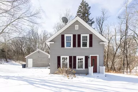 41 School St, Spencer, MA 01562