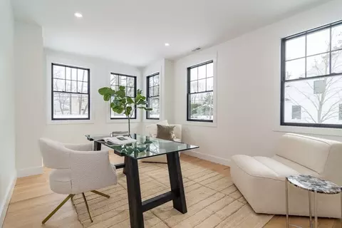 155 Cedar St, Wellesley, MA 02481 photo 11