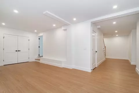 155 Cedar St, Wellesley, MA 02481 photo 19