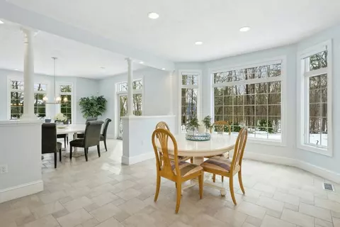 78 Carter Rd, Worcester, MA 01609 photo 8