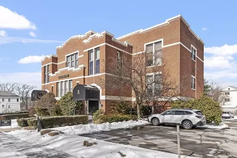 25 Andover St #G1, Worcester, MA 01606