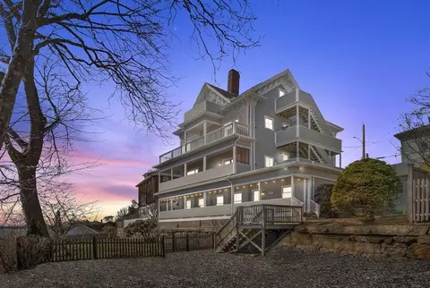 53 Summer St #2, Gloucester, MA 01930 photo 1