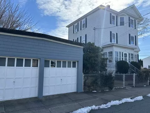 156 Bowen St, Fall River, MA 02724