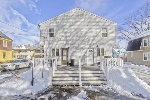 54-56 Suffolk St, Springfield, MA 01109 photo 4