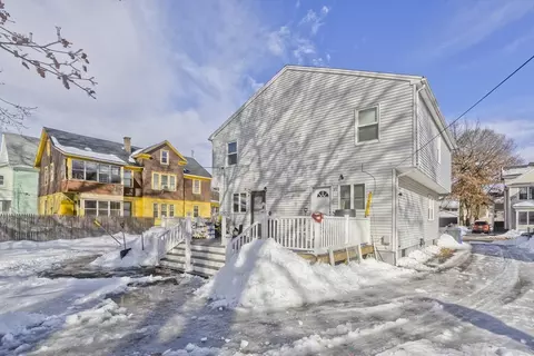 54-56 Suffolk St, Springfield, MA 01109 photo 5