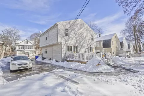54-56 Suffolk St, Springfield, MA 01109 photo 3