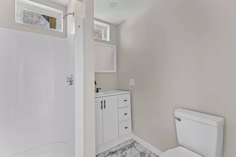 45 Garfield St, Fall River, MA 02721 photo 6
