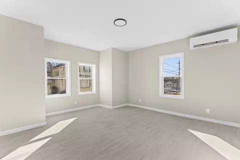 45 Garfield St, Fall River, MA 02721 photo 10