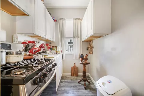 25-31 Lenox St, Fall River, MA 02721 photo 8