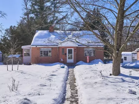 528 Merriam Ave, Leominster, MA 01453