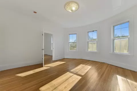50 Mount Vernon #3, Boston, MA 02125