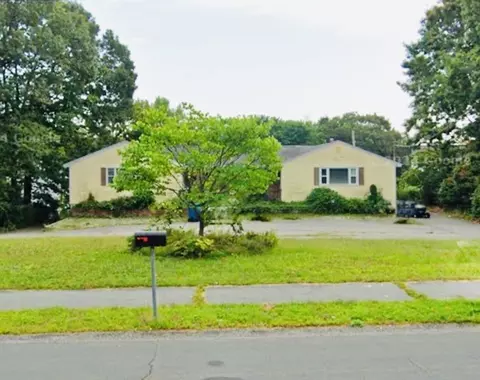 217 Oak St, Randolph, MA 02368