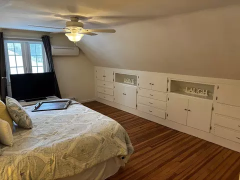 33 Brewster St, Springfield, MA 01119 photo 32