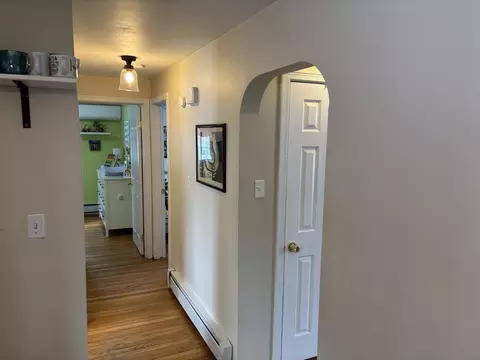 33 Brewster St, Springfield, MA 01119 photo 19