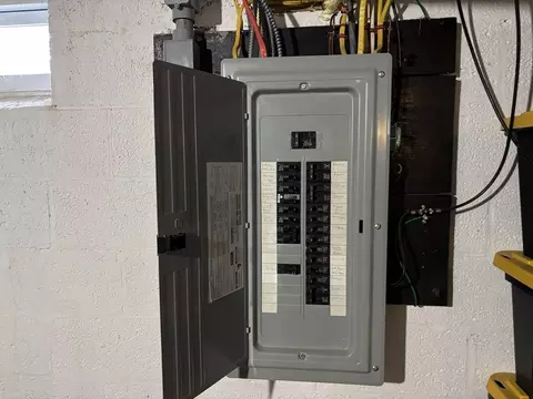 33 Brewster St, Springfield, MA 01119 photo 39