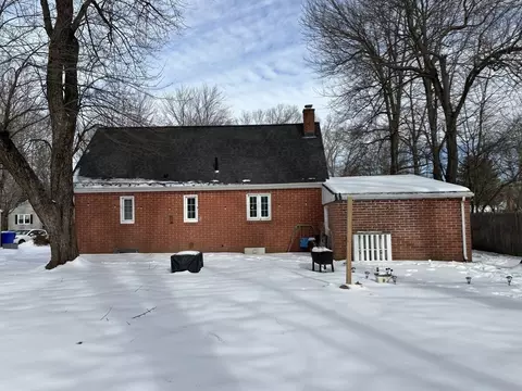 33 Brewster St, Springfield, MA 01119 photo 7