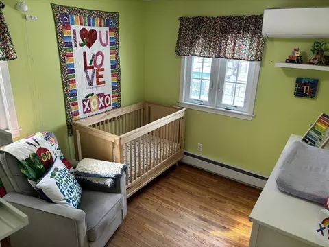 33 Brewster St, Springfield, MA 01119 photo 20
