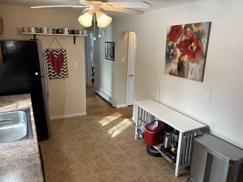 33 Brewster St, Springfield, MA 01119 photo 13