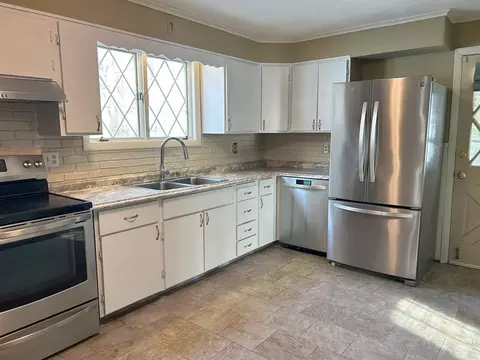 38 Sunset Rd, Gardner, MA 01440 photo 4