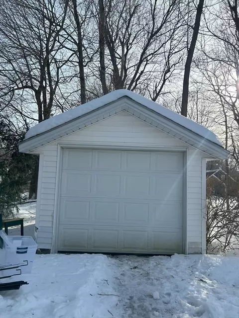 38 Sunset Rd, Gardner, MA 01440 photo 16