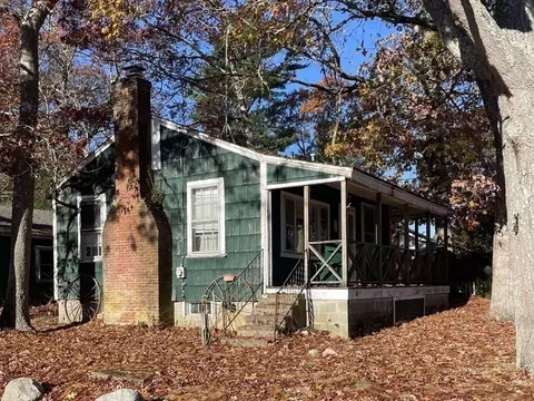28 Parkwood Dr, Wareham, MA 02571 photo 7