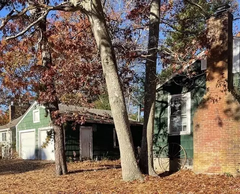 28 Parkwood Dr, Wareham, MA 02571 photo 8