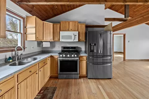 120 California St, Fall River, MA 02723 photo 19