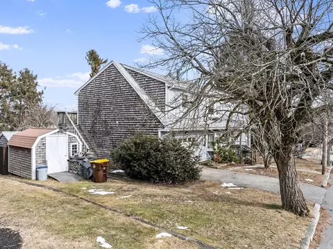 120 California St, Fall River, MA 02723 photo 3
