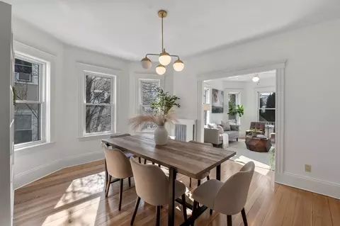 9 Lloyd Rd #9, Watertown, MA 02472