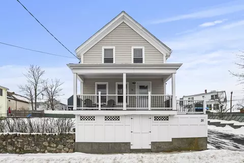 31 River Rd, Winthrop, MA 02152