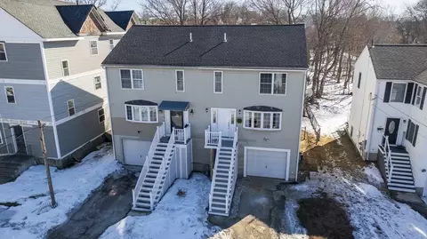 11 Stowell Ave #B, Worcester, MA 01606
