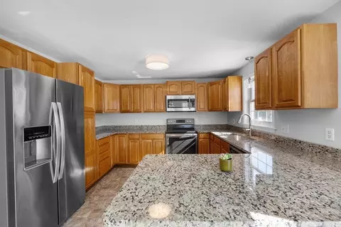 11 Stowell Ave #B, Worcester, MA 01606 photo 7