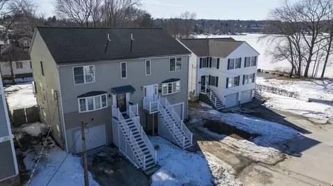 11 Stowell Ave #B, Worcester, MA 01606 photo 2