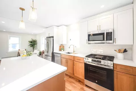 97 Apthorp St, Worcester, MA 01606 photo 5