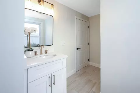 97 Apthorp St, Worcester, MA 01606 photo 18