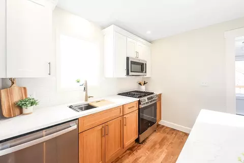 97 Apthorp St, Worcester, MA 01606 photo 6