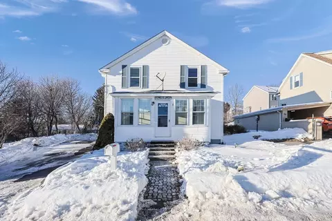 97 Apthorp St, Worcester, MA 01606