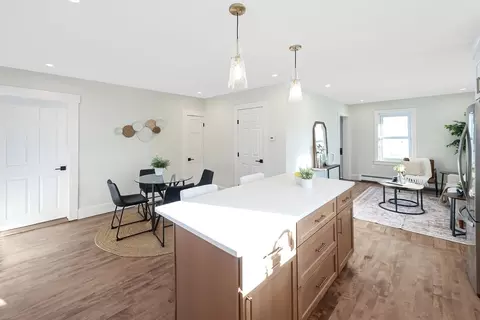 97 Apthorp St, Worcester, MA 01606 photo 10