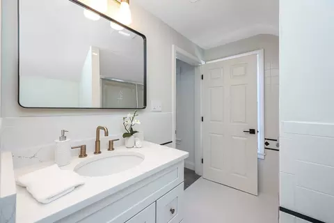97 Apthorp St, Worcester, MA 01606 photo 26
