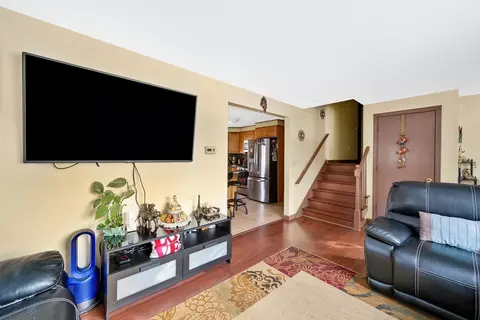 102 Starling Rd, Springfield, MA 01119 photo 5